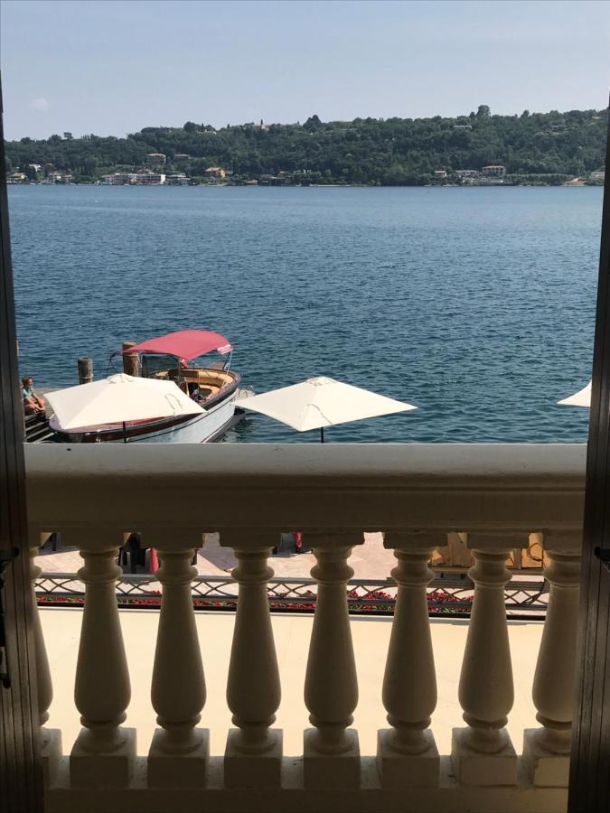 Casa Elisabetta, Affacciata Sul Golfo Apartment Salò Екстериор снимка