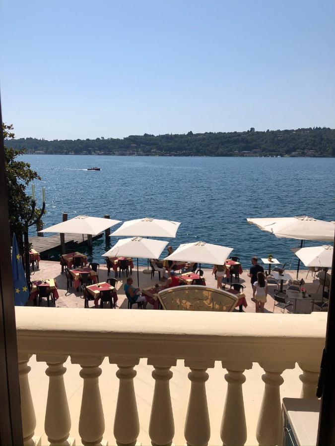 Casa Elisabetta, Affacciata Sul Golfo Apartment Salò Екстериор снимка